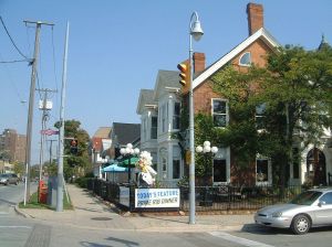 1024px-Amenities_around_st_catharines_bus_depot_2